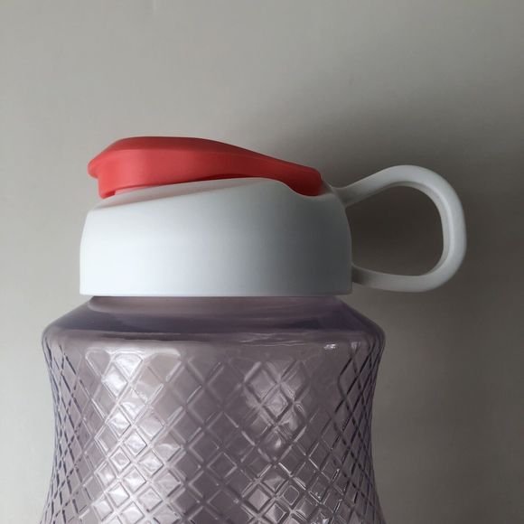 Zak! Sanrio Kuromi on a Lemon 30 Ounce Clear Water Bottle - Picture 10 of 12